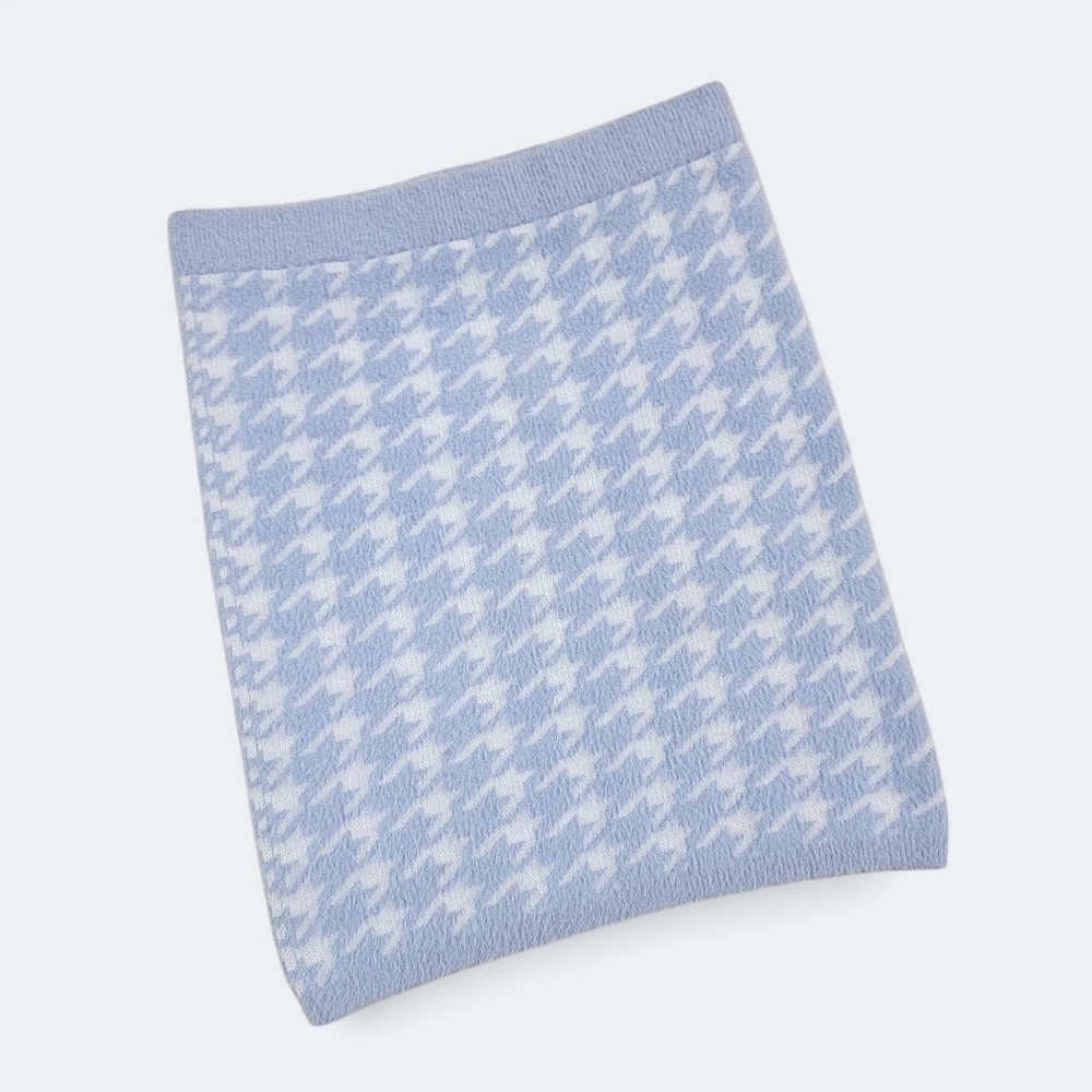Haute Monde Blue and White Houndstooth Knit Skirt Size Small